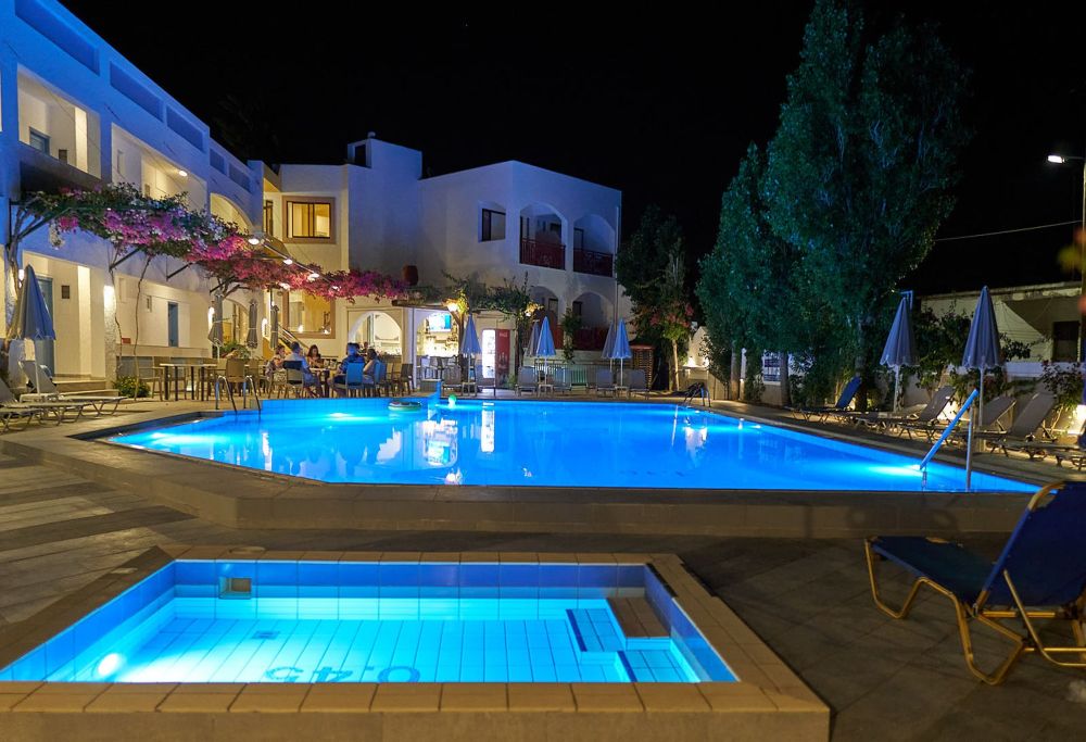 Apollon Hotel Apartments 3*