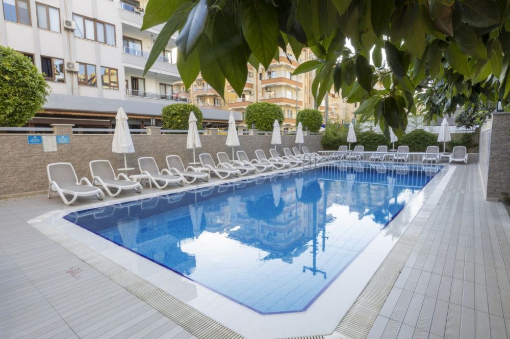 Kandelor Hotel 4*