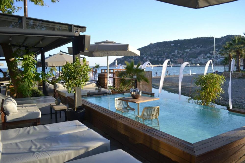 En Vie Beach Boutique Hotel | Adults Only 3*