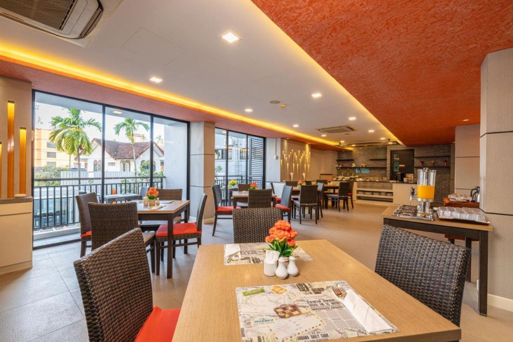 Citrus Patong Hotel 3*