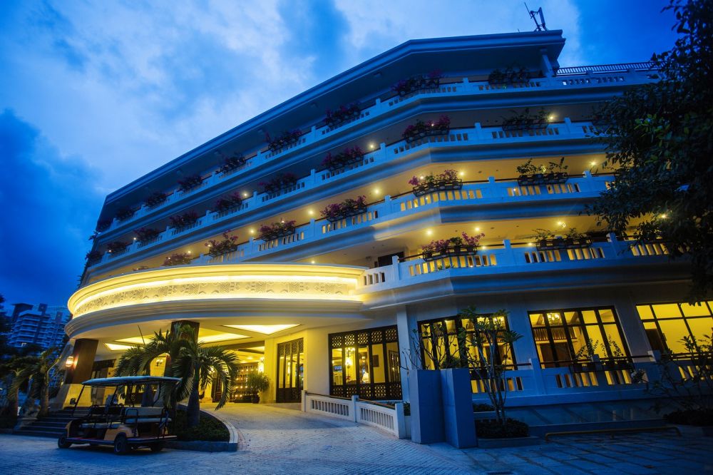 Sanya Yuhuayuan Seaview Hotel 4*