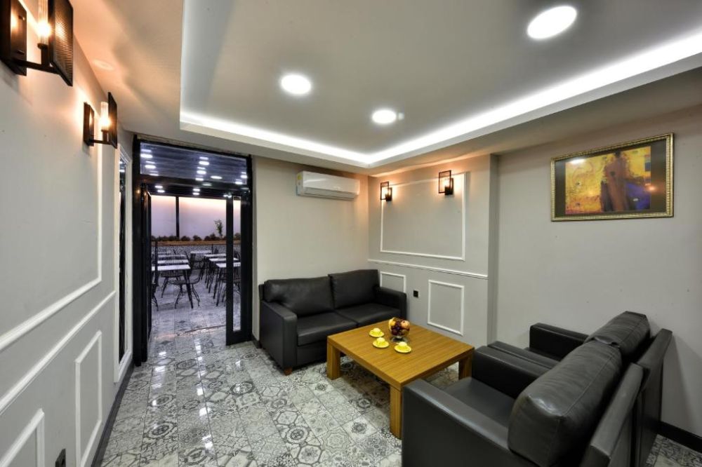 Almina Inn Beyazit 4*