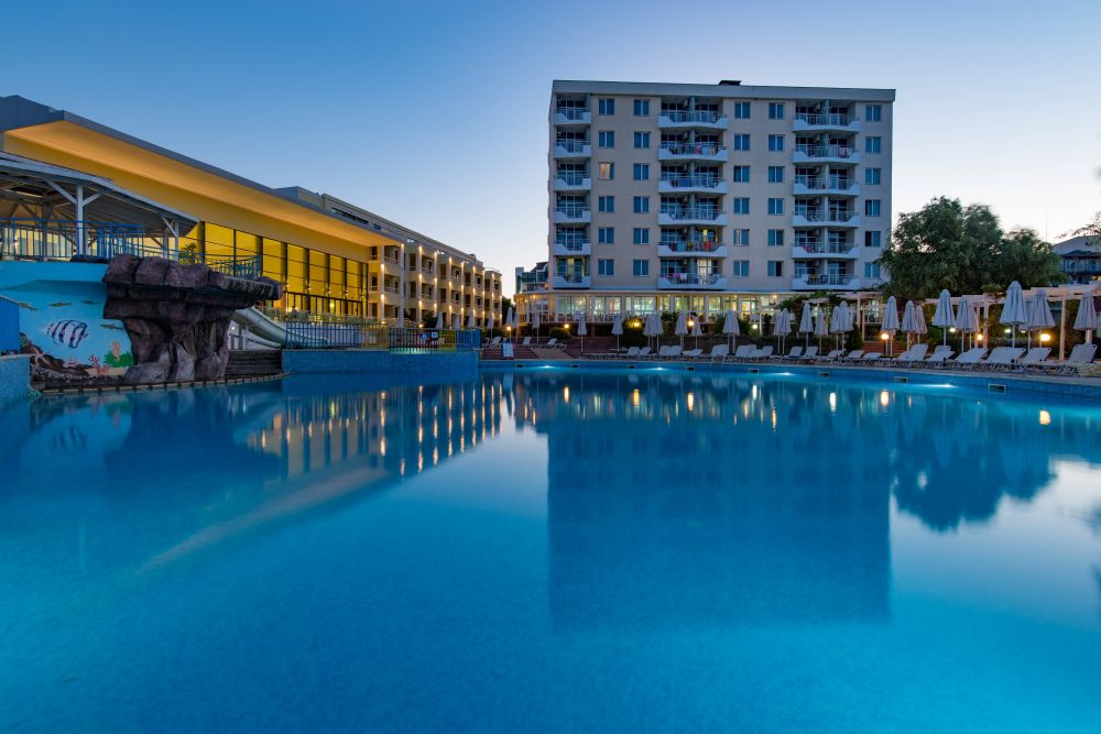 Perla Beach I, II 4*