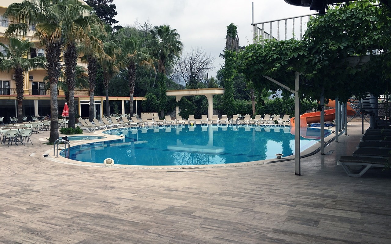 Armir Palace Hotel 4*