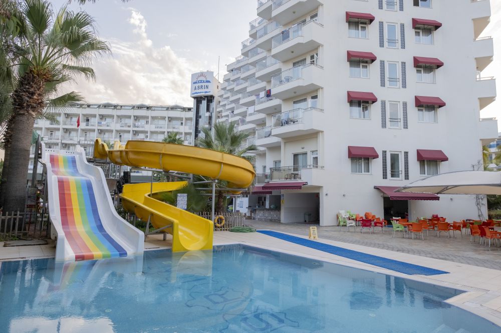 Asrin Beach Hotel 4*