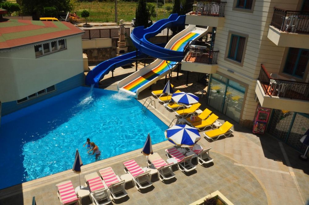 Cinar Family Suite Hotel 4*