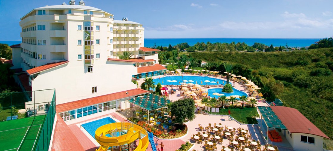 Febeach Hotel 4*