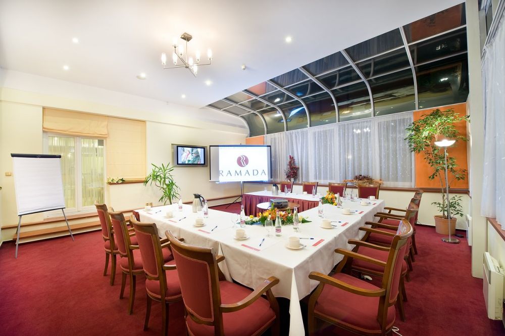 Ramada Prague City Centre 4*