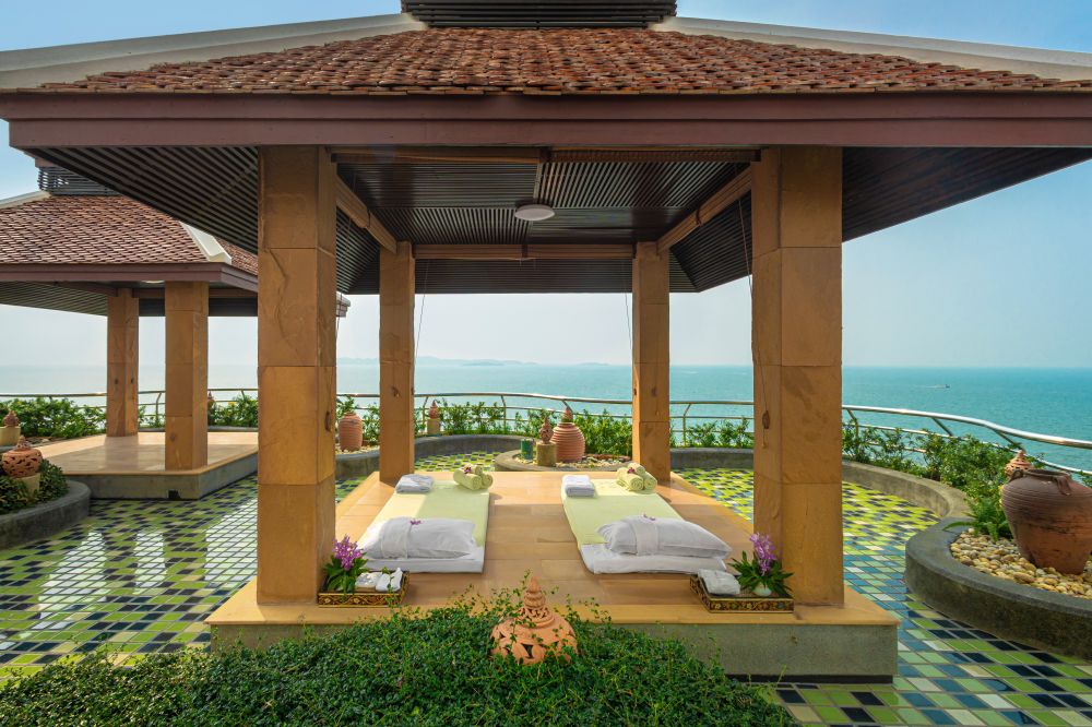 Royal Cliff Beach Hotel 5*