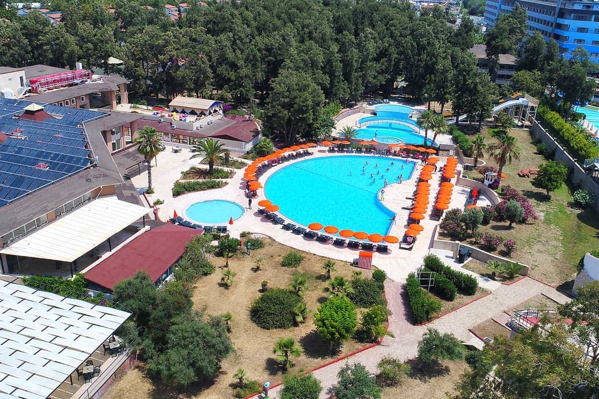 Bayar Garden Holiday Village 4*