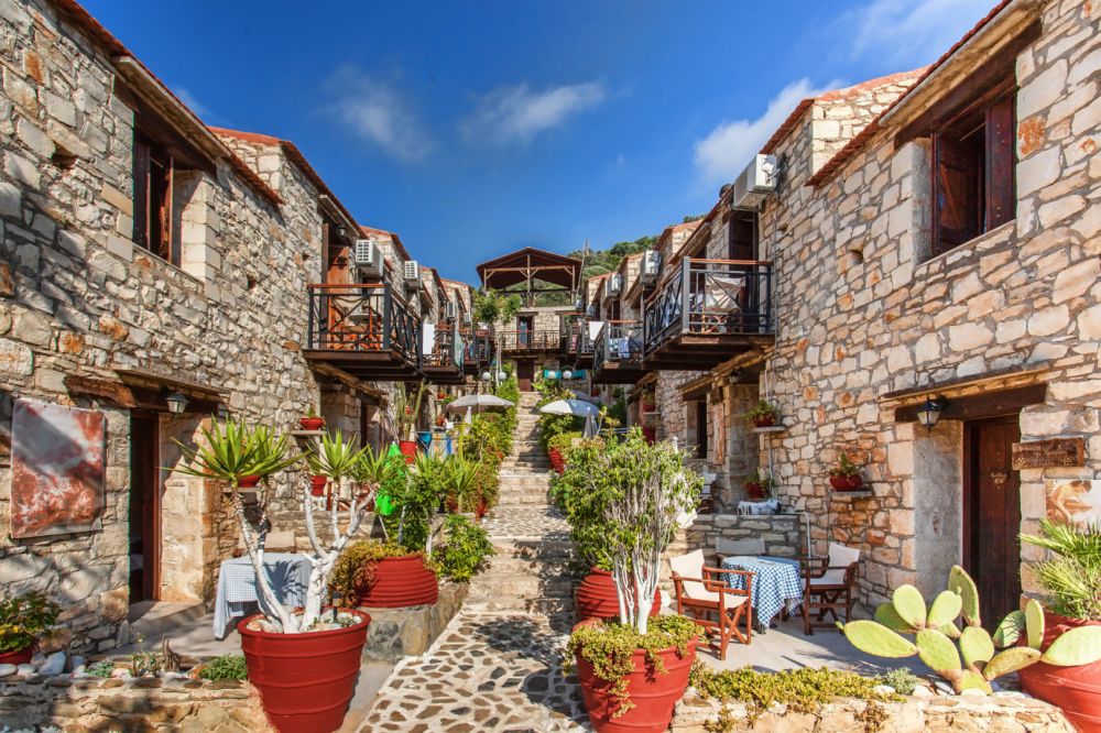 Stone Village Hotel Apartments 4*