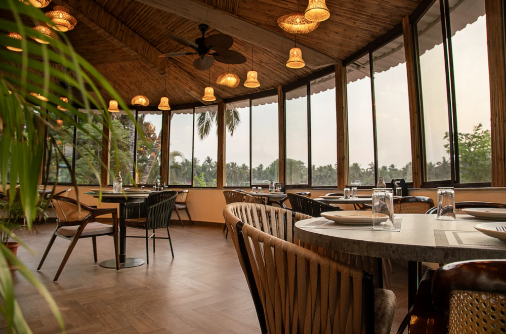 Treehouse Stamp Goa 3*