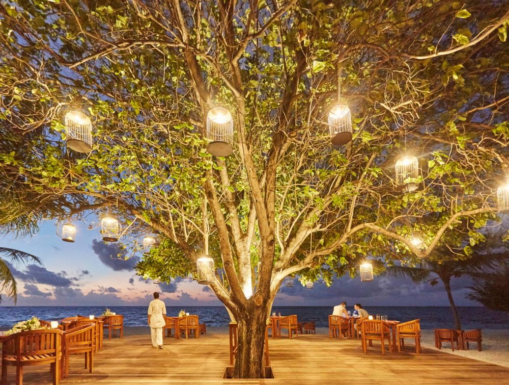 LUX* South Ari Atoll 5*