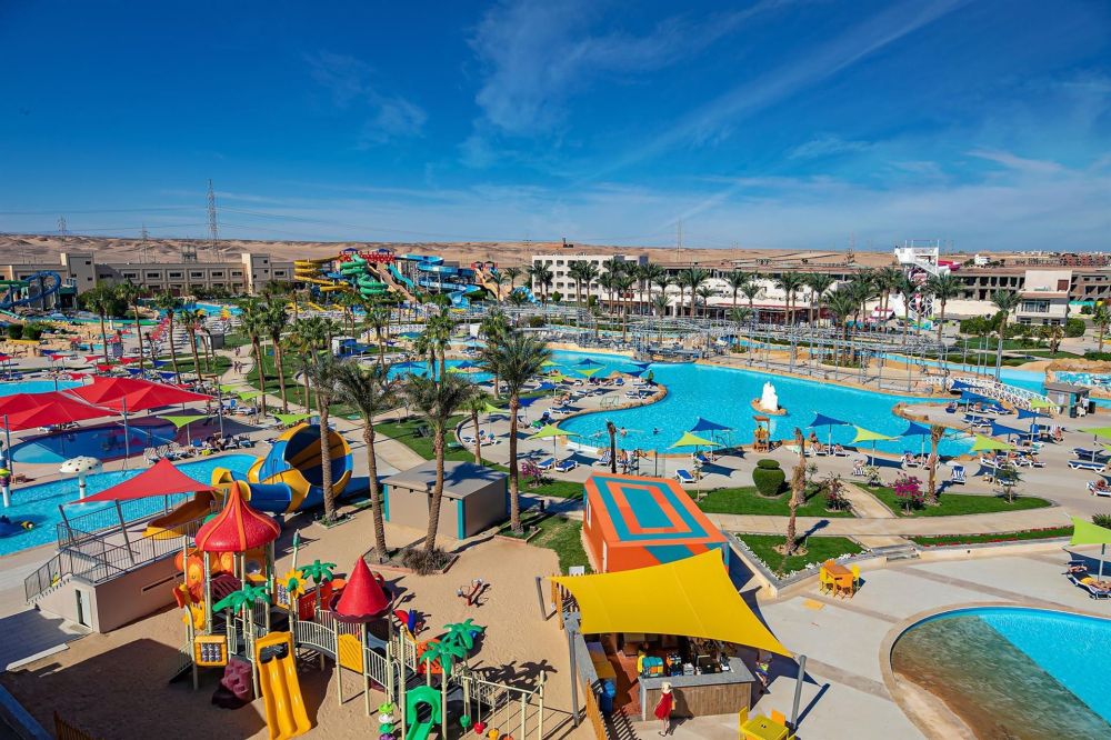 Titanic Resort & Aquapark 4*