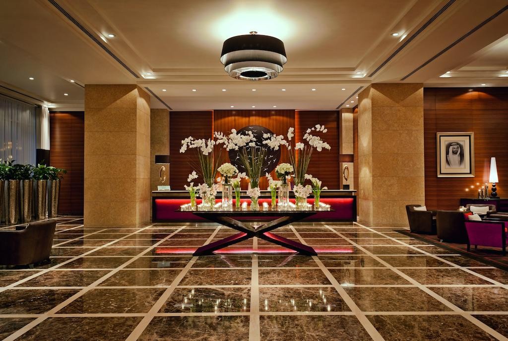 Grosvenor House 5*