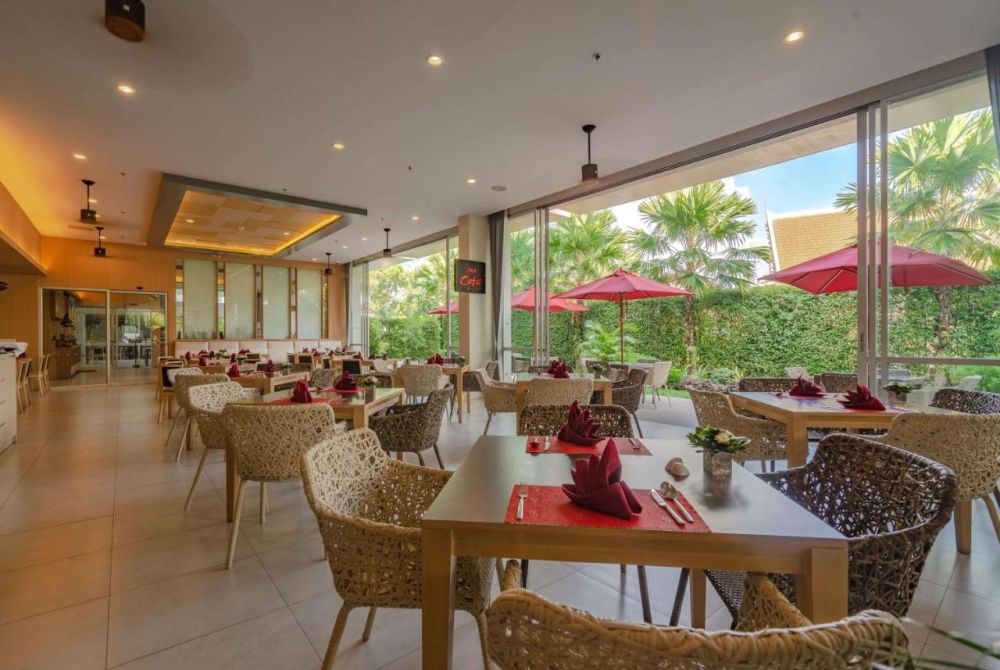 Ramada Phuket Deevana 4*