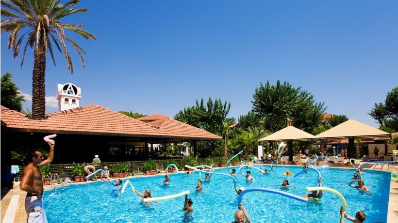 Larissa Park Club Akman 4*