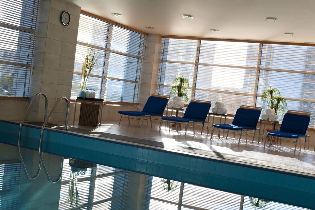 Renaissance Aktau Hotel 5*