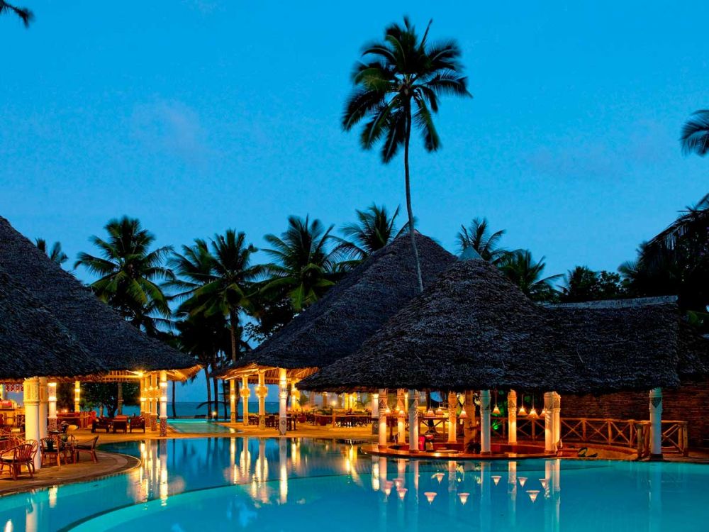 Neptune Village Beach Resort & SPA 4*