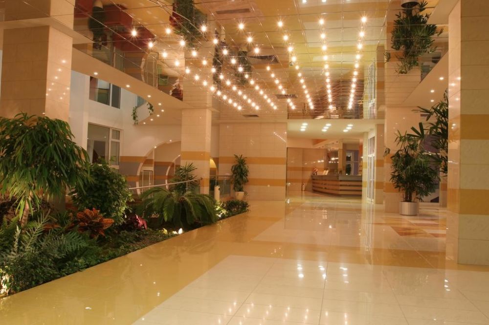 Trakia Plaza Hotel 4*