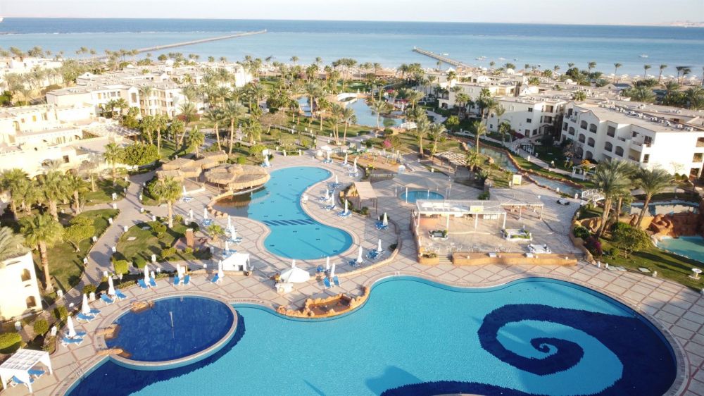 Regency Plaza Aqua Park & Spa Resort 5*