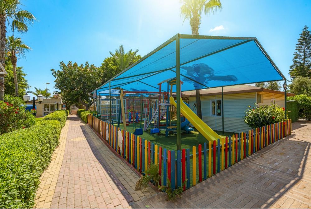 Caretta Beach Hotel 4*