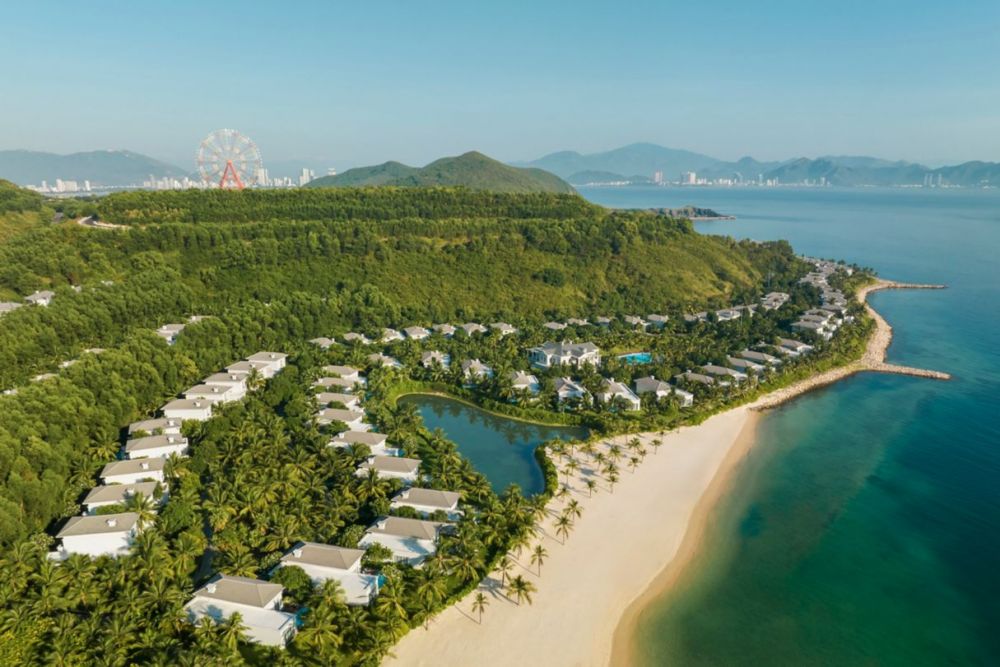 Nha Trang Marriott Resort & Spa Hon Tre Island 5*