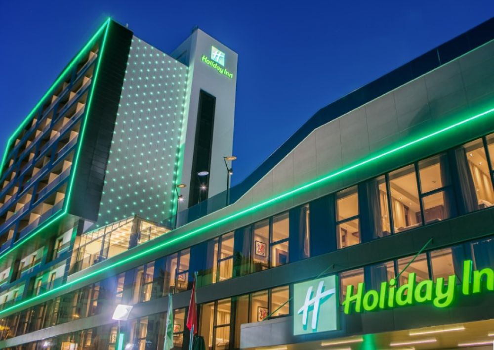 Holiday Inn Antalya Lara 4*