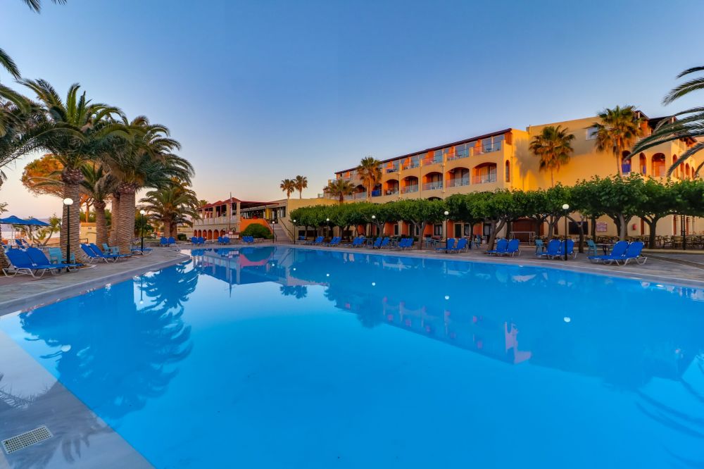 Mare Monte Beach Hotel 4*