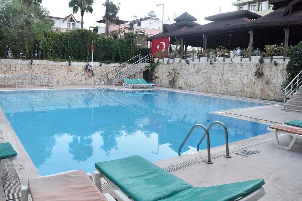 Ares City Hotel 3*