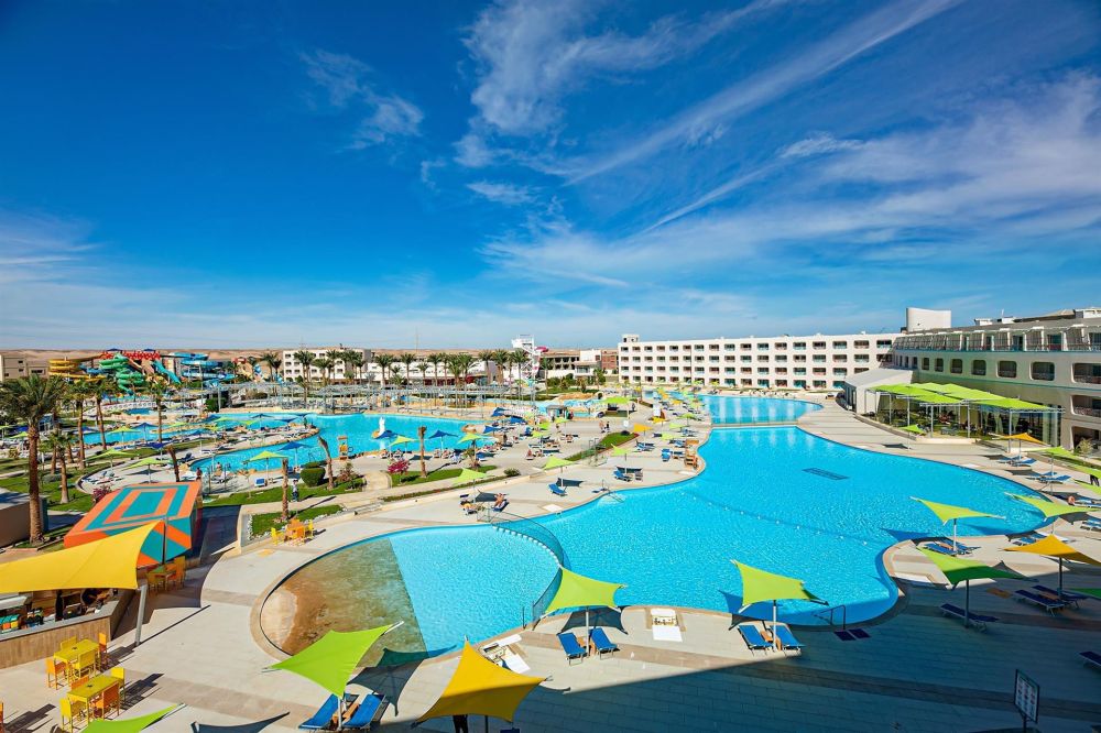 Titanic Resort & Aquapark 4*