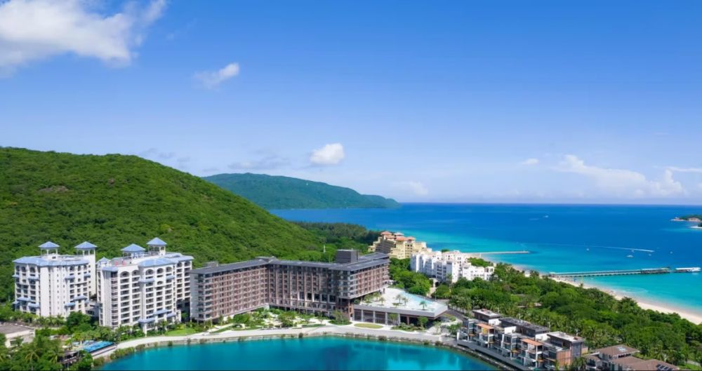 Hualuxe Sanya Yalong Bay Resort 5*