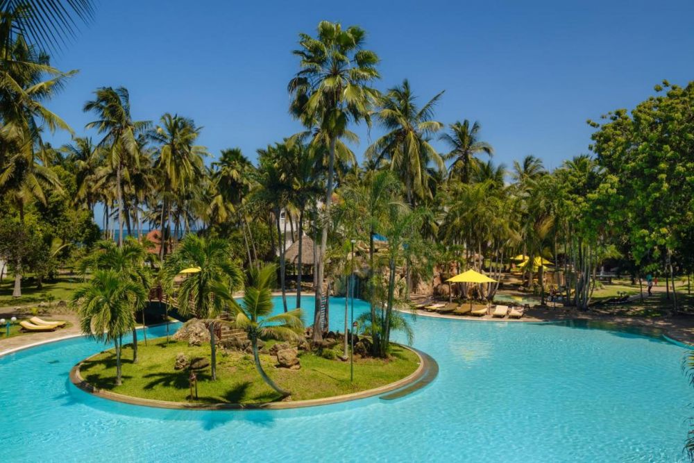 Sarova Whitesands Beach Resort & Spa 5*