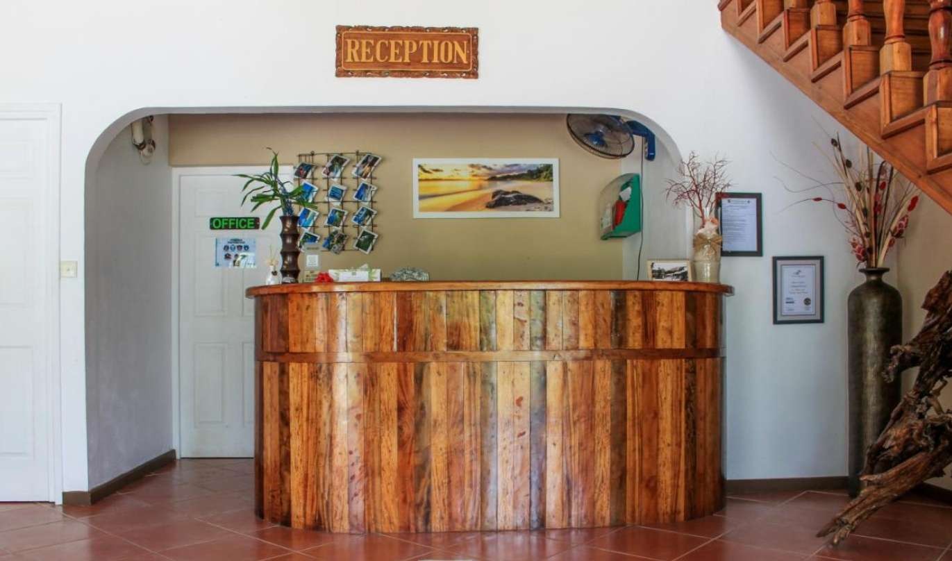 L'Habitation Cerf Island Hotel 3*