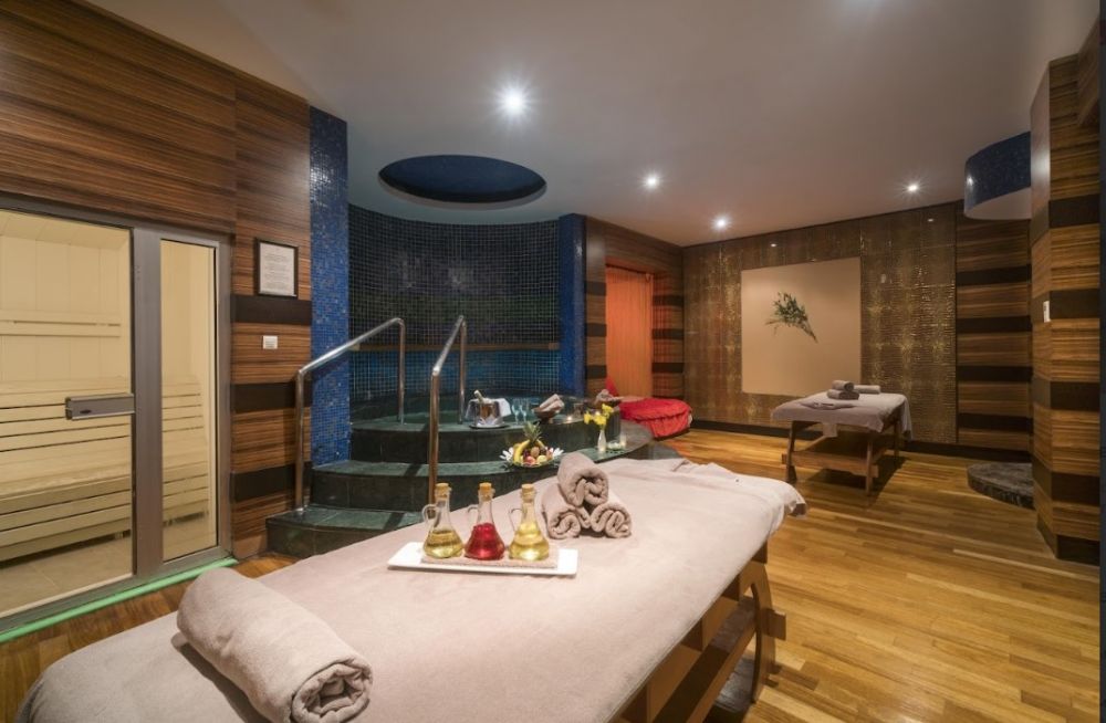 Concorde De Luxe Resort 5*