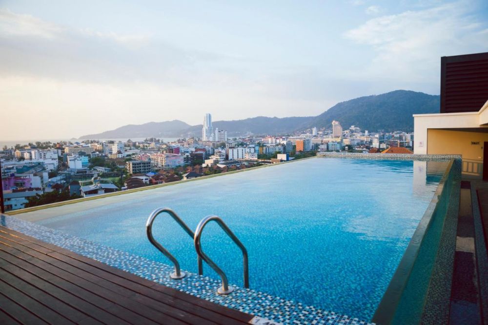 Triple L Hotel Patong 4*