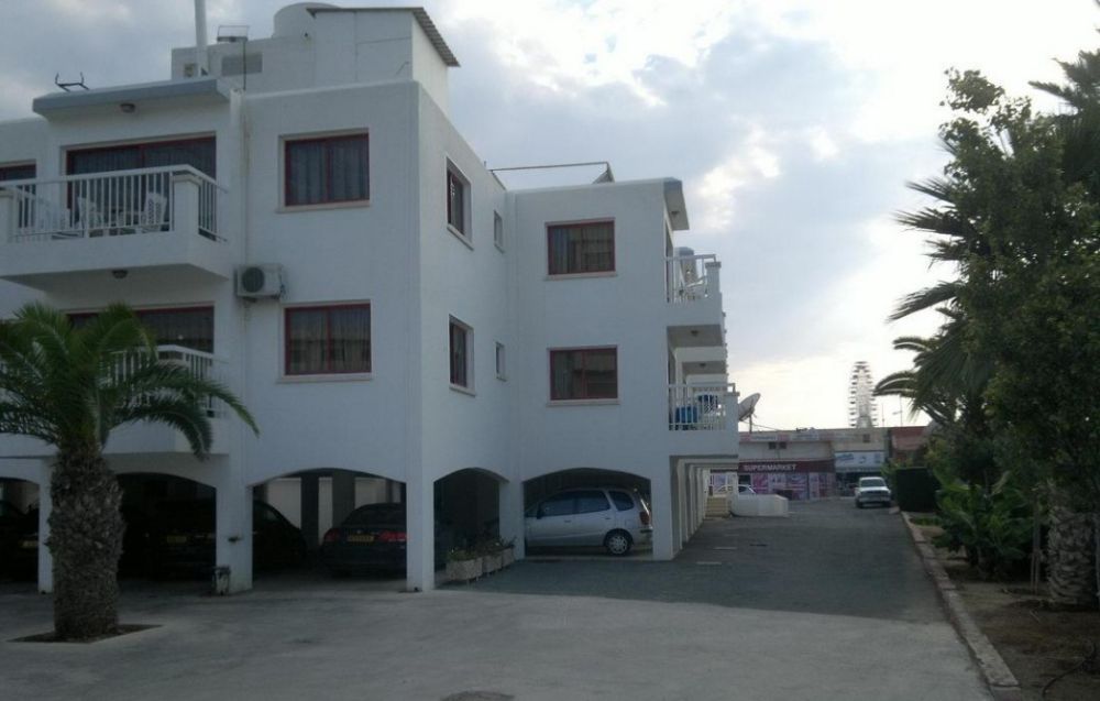 Androthea Hotel Apartments 3*