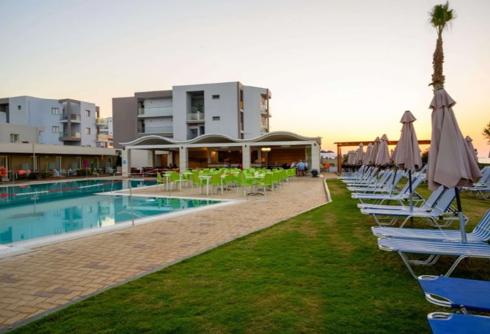 Malia Bay Beach Hotel & Bungalow 4*