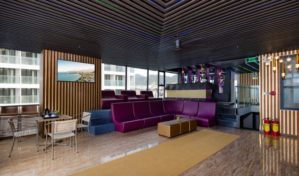 V Hotel Nha Trang 4*