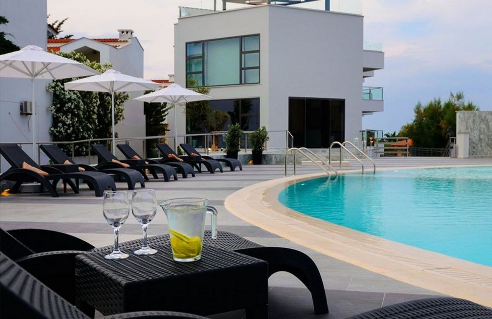 Ostria Sea Side Hotel 4*