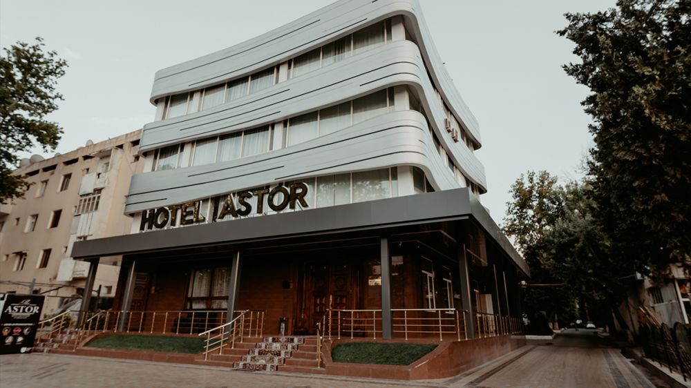 Astor 3*