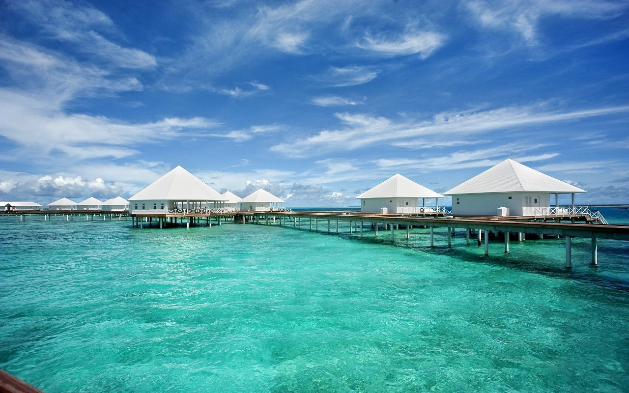 Diamonds Thudufushi Island 5*