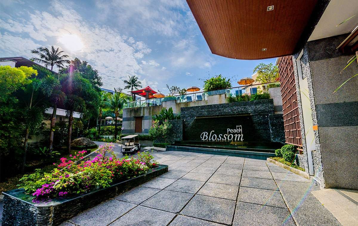 Peach Blossom Resort 4*