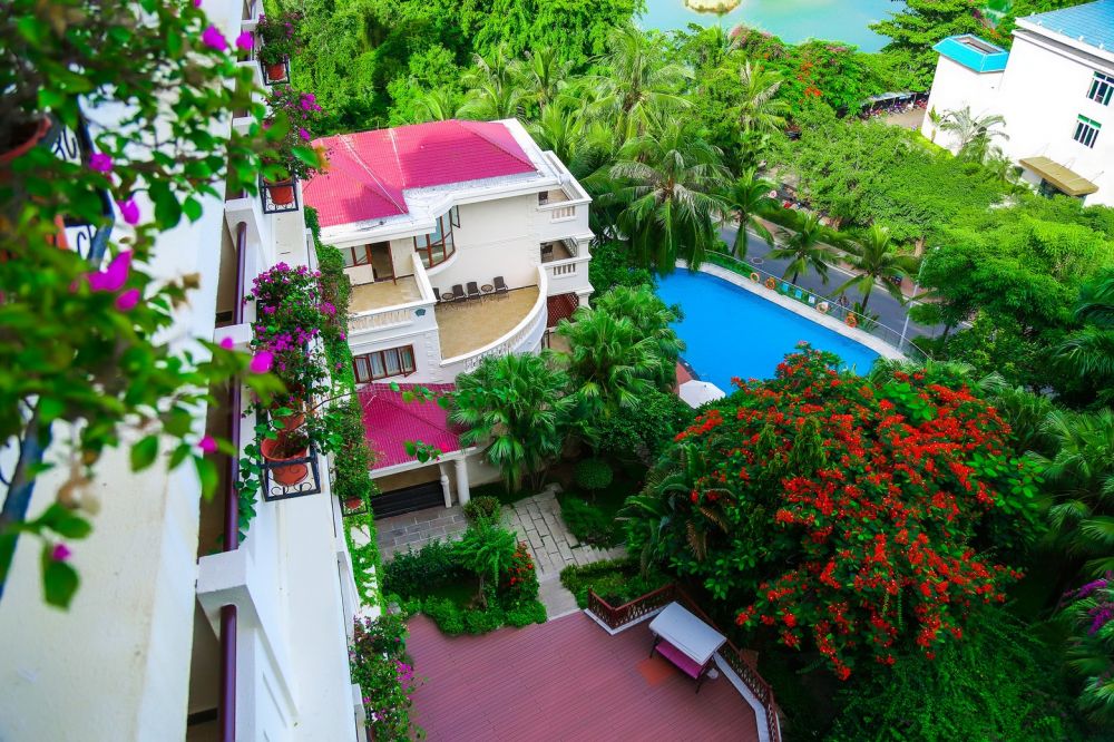 Sanya Yuhuayuan Seaview Hotel 4*