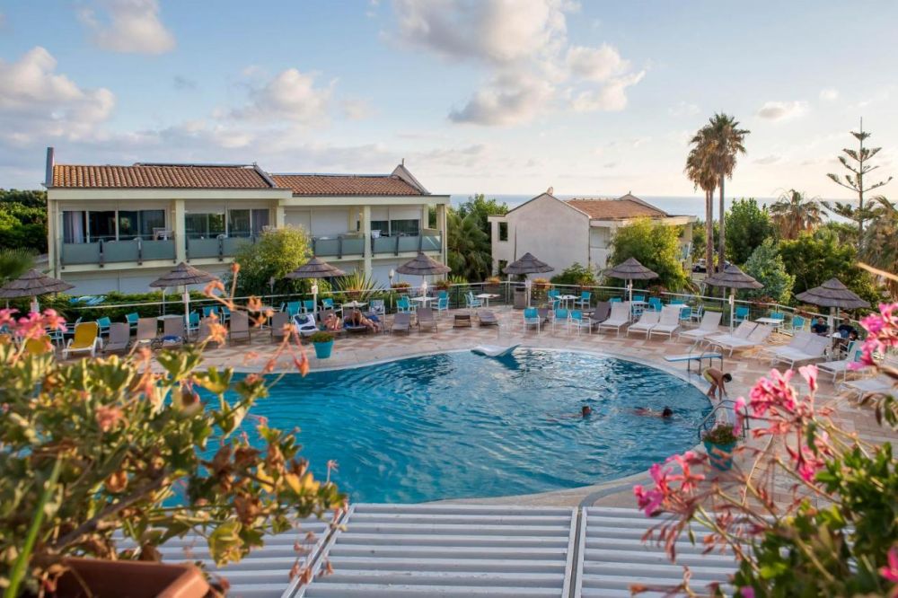 Villaggio Stromboli 4*