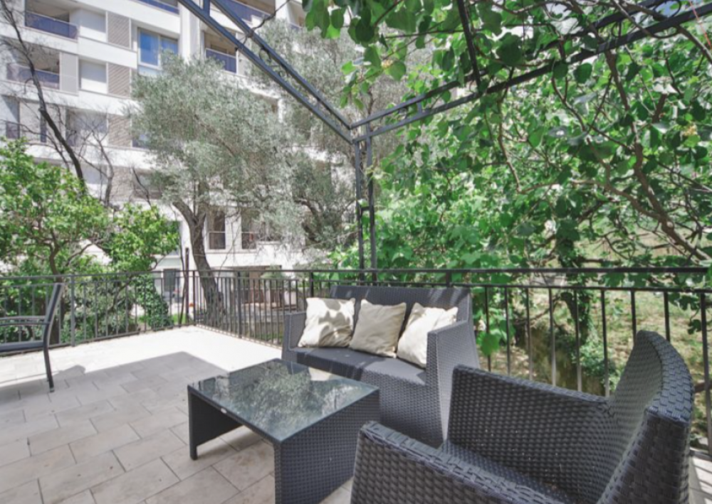 Bianca Guest House 3*