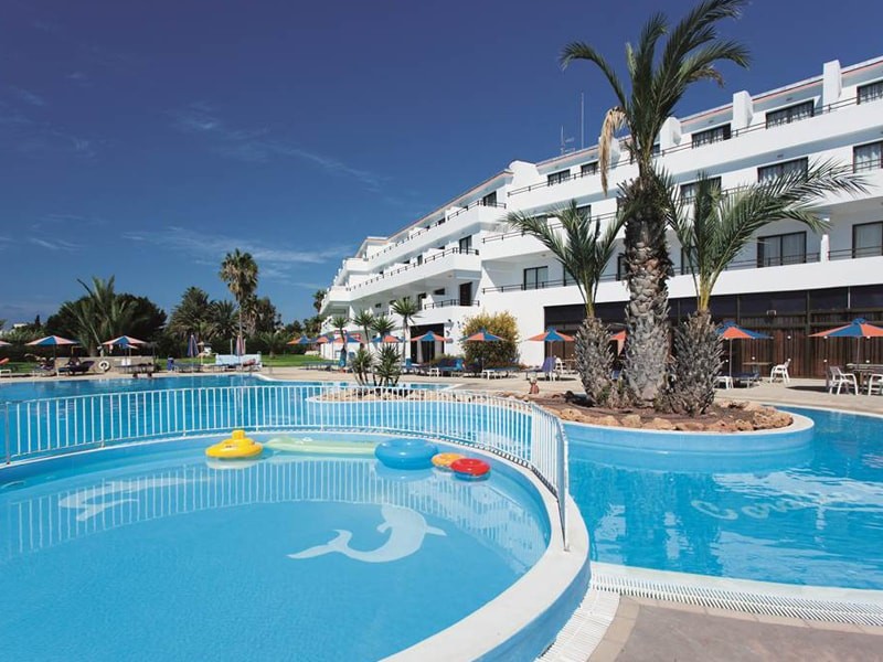 Corallia Beach Hotel Apartments 3*