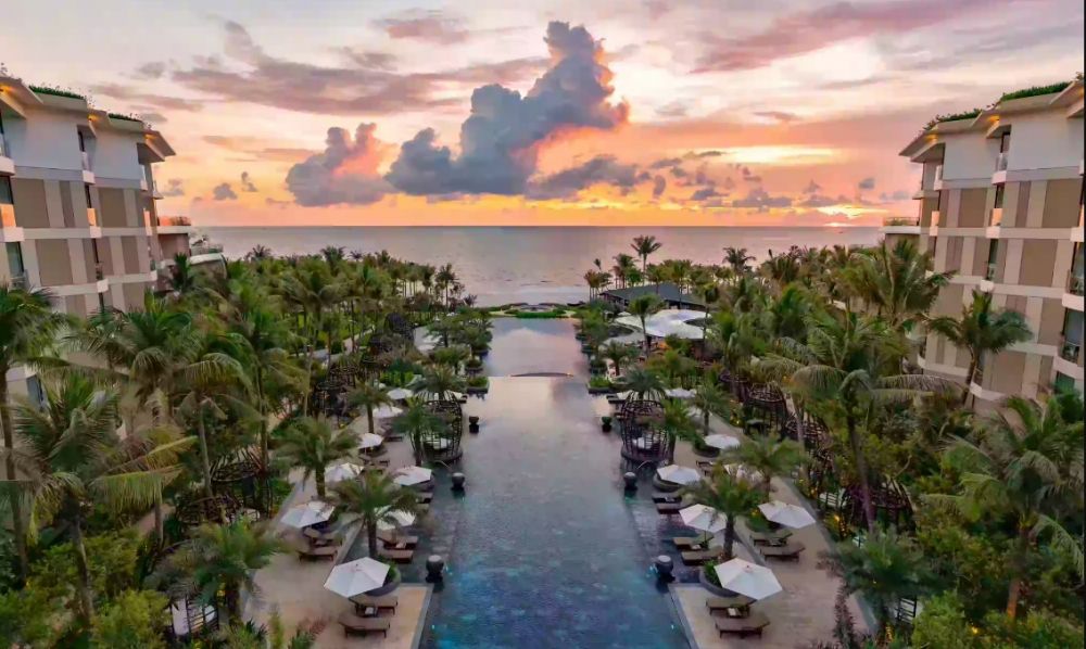 InterContinental Phu Quoc Long Beach Resort 5*