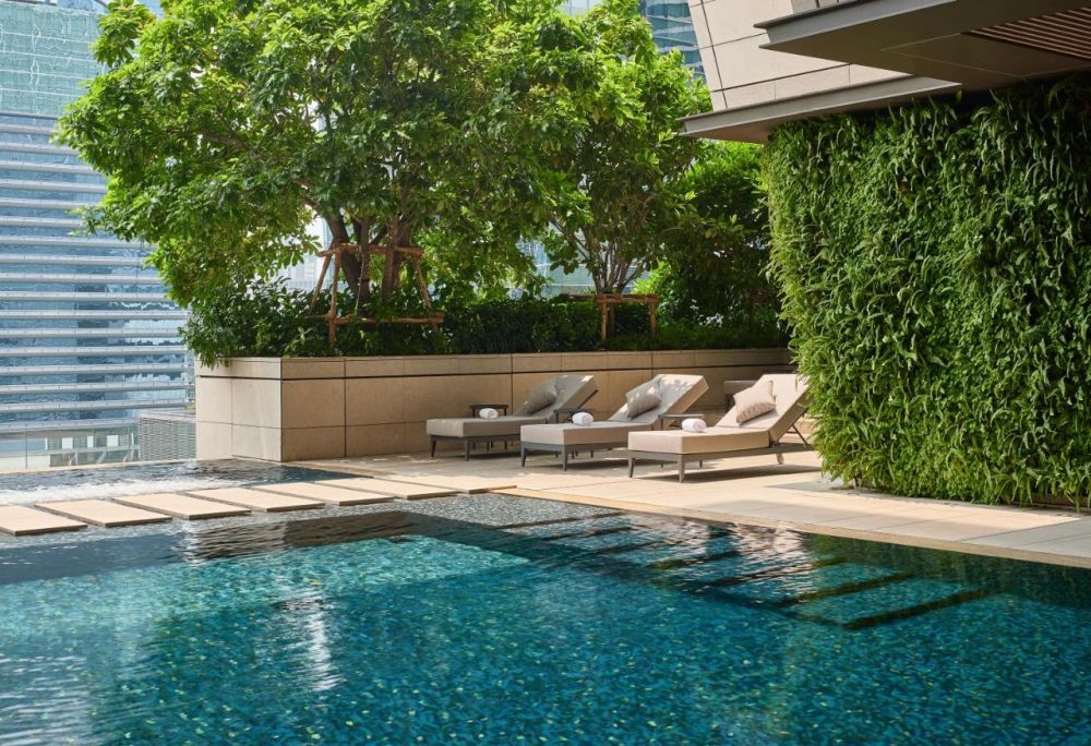 Rosewood Bangkok 5*