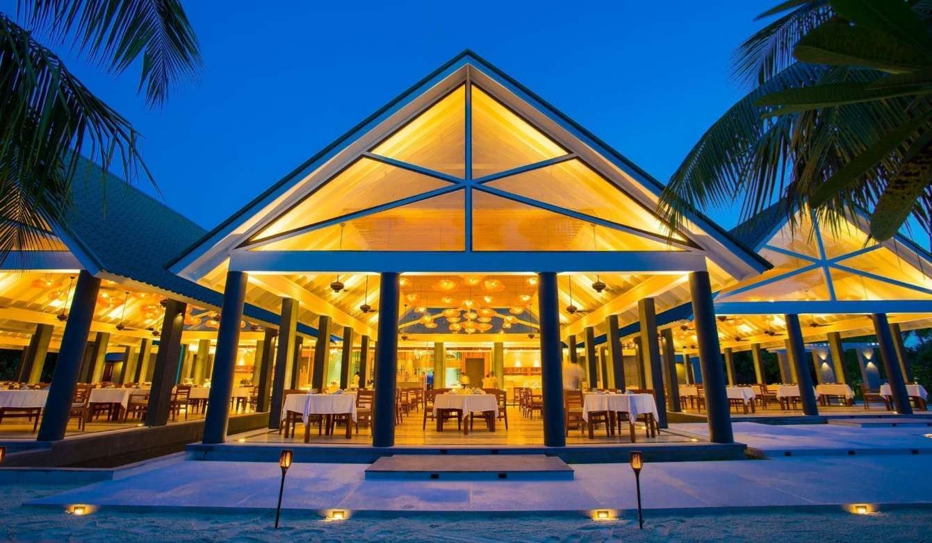 Furaveri Maldives 5*